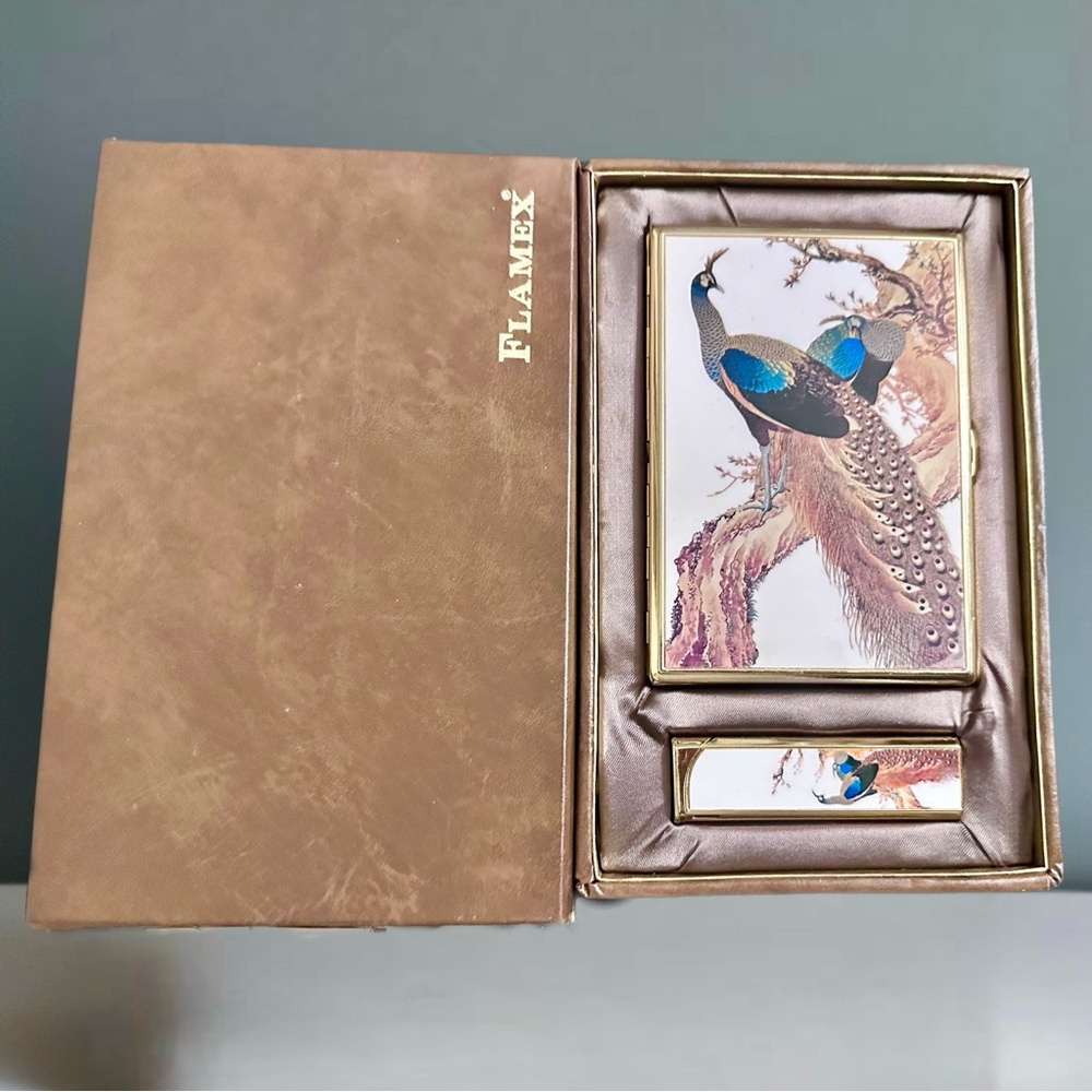 Vintage NOS Flamex case matching 🔥 gift set featuring peacock design.